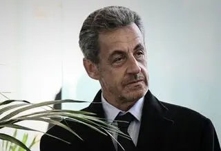 احتمال آزادی زودهنگام سارکوزی پس از ۲۰ روز حبس