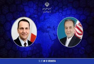 پیام تسلیت وزیر خارجه لهستان به عراقچی
