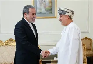  سفیران عمان و امارات با عراقچی خداحافظی کردند