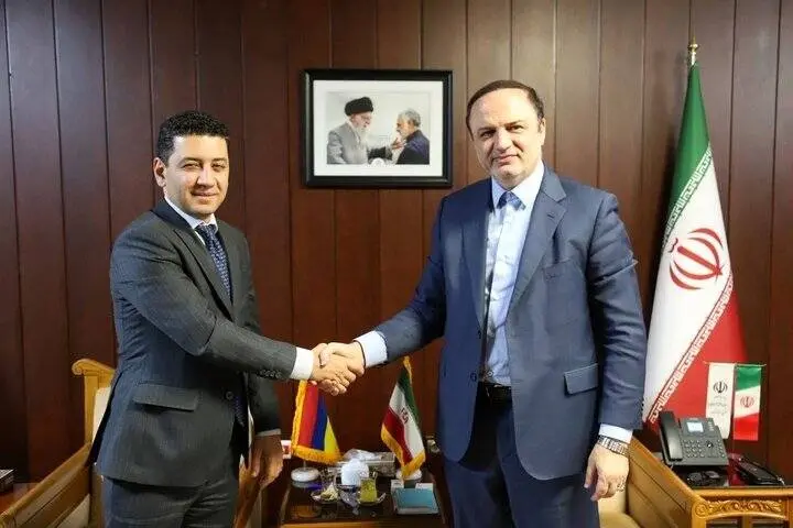 بررسی راه‌های توسعه همکاری‌های دوجانبه و تقویت روابط اقتصادی ایران و ارمنستان