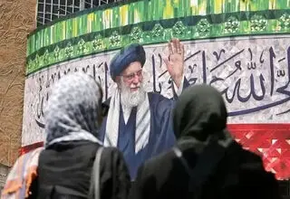 رمزگشایی از بازتاب آیین وداع با رهبر شهید انقلاب در رسانه‌های بین‌المللی/ جهان چگونه به تهران نگاه می‌کند؟ + فیلم و عکس
