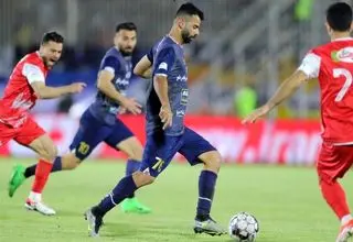 دهقان: پنالتی هم گل میشد، بازی را میبردیم