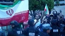 استقبال هواداران تیم ملی در نزدیکی فرودگاه تیخوانا ساعت ۶ صبح!