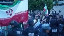 استقبال هواداران تیم ملی در نزدیکی فرودگاه تیخوانا ساعت ۶ صبح!