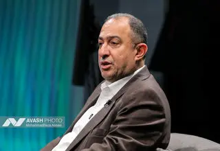 تریبون مجلس حق‌الناس است ولی برخی برای جمع‌آوری فالوور سخن می‌گویند 