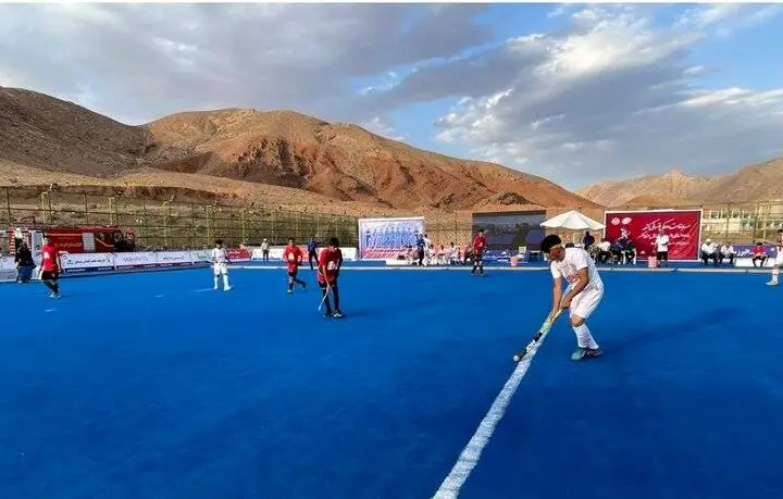 مسابقات هاکی چمنی پسران کشور با ۱۰ بازی در روز نخست برگزار شد