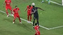 چشمک جام قهرمانی در بازی معوقه لیگ برتر