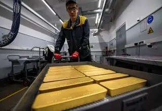 افزایش یک درصدی طلا در معاملات روز جمعه بازار جهانی