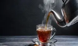 مضرات جدی و باورنکردنی چای برای کبد و روده