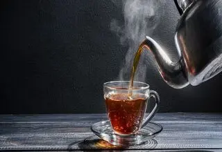مضرات جدی و باورنکردنی چای برای کبد و روده