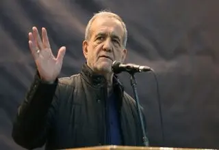 برای همه مشکلات راه حل وجود دارد به شرط این که دست به دست هم بدهیم