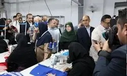  بازدید سخنگوی دولت از کارخانه‌های دوچرخه و پوشاک انزلی
