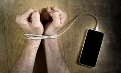 نسل زد چقدر از گوشی استفاده می‌کند؟