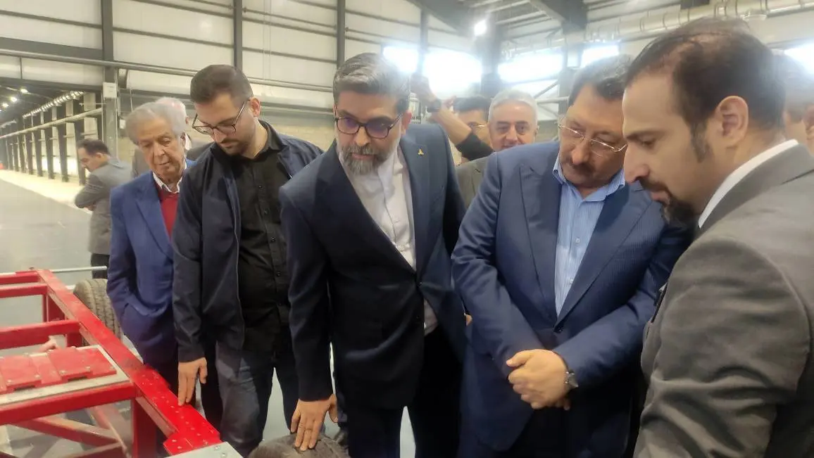 بازدید وزیر صنعت، معدن و تجارت از نخستین مرکز آزمون تصادف خودرو 