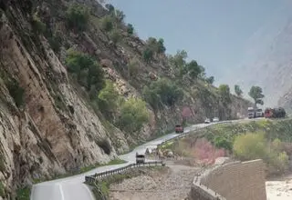ماجرای بستن جاده پلدختر توسط مردم زیودار چه بود؟ + فیلم