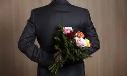 خواستگار عاشق طناب را گردن دختر جوان انداخت و کشید!