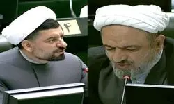 جدال رسایی و آزادی‌خواه درباره پیامک‌های انتخاباتی در مجلس
