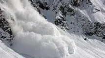 لحظه عجیب و تماشایی سقوط بهمن در گرجستان +فیلم 