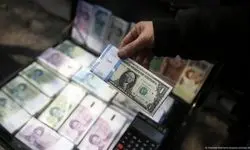 نرخ دلار در نخستین روز ۱۴۰۵
