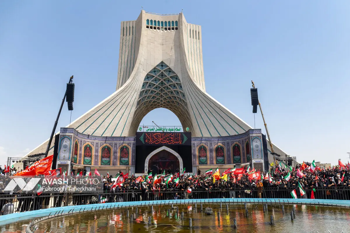 مراسم تشییع پیکر مطهر رهبر شهید انقلاب در تهران - ۴