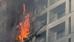 جزئیات آتش سوزی در هتلی در دهلی/حداقل 21 نفر کشته شدند