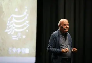 ایرج طهماسب: هنر ، رفتن از جزئیات به کلیت است