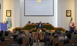اقتصاد ایران با واگذاری مدیریتی بنگاه‌ها و تمرکززدایی نجات پیدا می کند