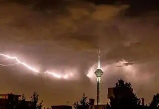 اطلاعیه فوری؛ ساعت طوفان امروز تهران و کرج اعلام شد