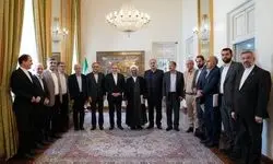 عراقچی: باید برای ارتقای نقش موثرتر ایرانیان خارج از کشور در تصمیم‌سازی‌ها تلاش کنیم