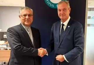 سفیر ایران در لندن با مدیر صندوق دفتر مستقل رفتار پلیس دیدار کرد