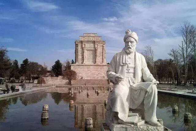 شاهنامه؛ سند هویت ملی و نگهبان فرهنگ ایرانزمین
