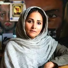 داستانهای معاصر فارسی را توصیه میکنم /تلاشهای فرهنگی در تاریخ ما ماندگار میشوند