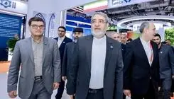 بازدید سفیر ایران در چین از غرفه کالاهای ایرانی در نمایشگاه واردات شانگهای 