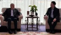 ورود وزیر میراث‌فرهنگی،‌گردشگری و صنایع دستی به چین