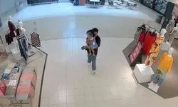 ربودن کودک نوپا در یک مرکز خرید جلوی چشم همه