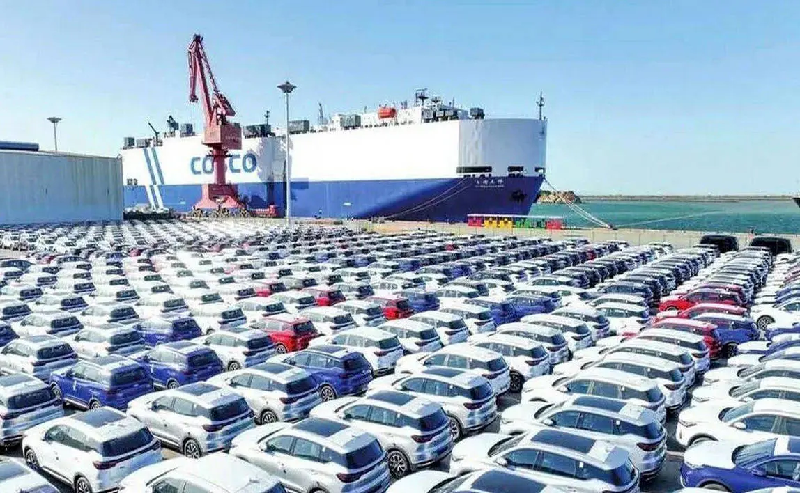 چگونه انحصار خودرو به اقتصاد ایران ضربه می‌زند؟