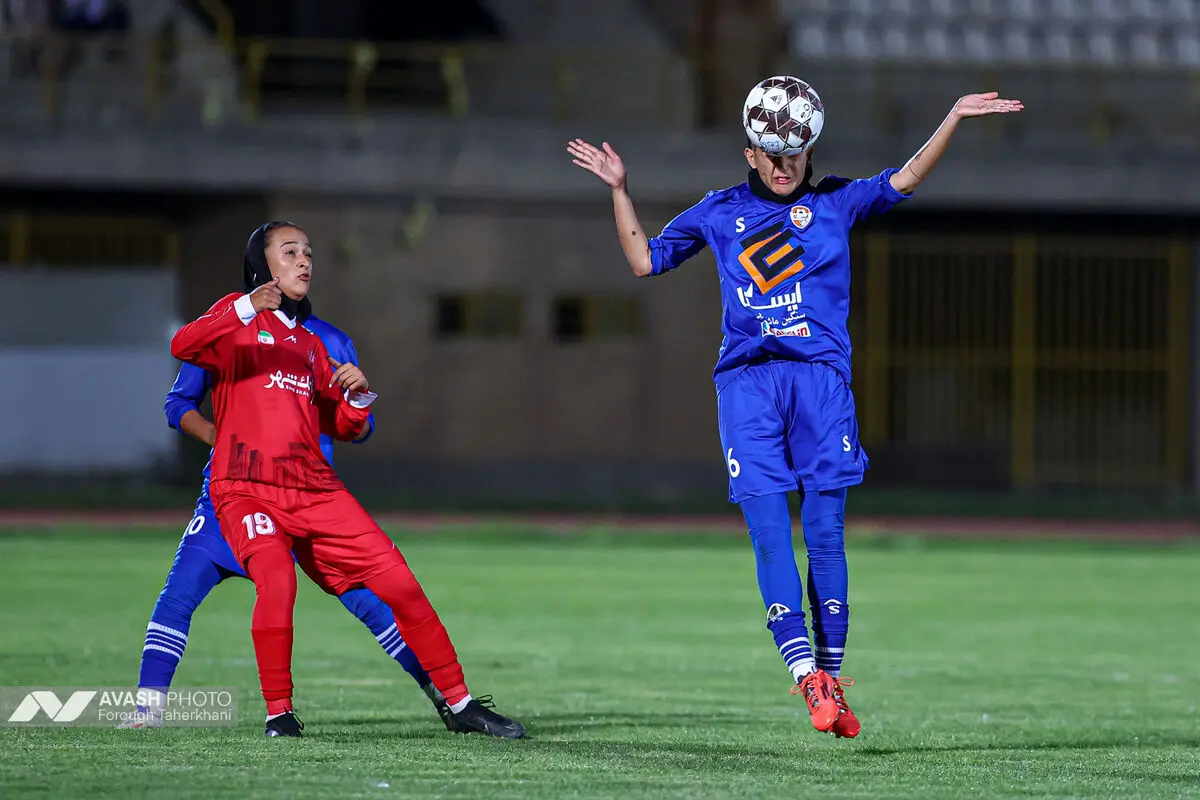 لیگ برتر فوتبال زنان- ایستا البرز و پرسپولیس