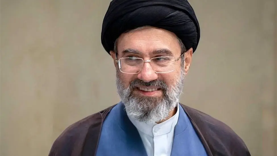رهبر معظم انقلاب: زبان فارسی از بزرگترین ظرفیت‌ها برای ترویج فرهنگ و تمدن غنی ایران است 