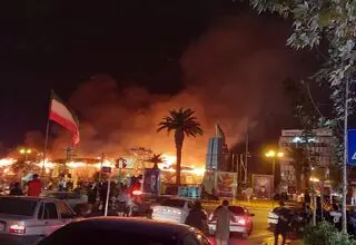 کسبه میدان شهرداری گرگان زیر آوار بلاتکلیفی/ آینده کسب و کارها مبهم است + فیلم و عکس