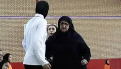 منیژه زیبا: به تشکر افراد غریبه نیازی ندارم