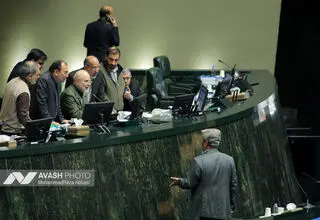 انتخابات هیات رئیسه مجلس حضوری برگزار می‌شود/ نمایندگان به تهران آمدند 