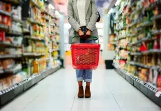 یارانه آبان ترکیبی شد از پول نقد + کالابرگ برای ۷ دهک اول