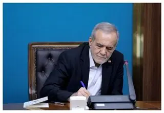 رئیس‌جمهور: سپردن کار به مردم و اعتماد به نسل جوان باید دستور کار روابط‌عمومی‌ها باشد