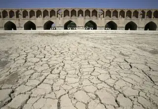 نسل زد و خشکی زاینده رود
