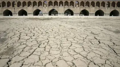نسل زد و خشکی زاینده رود