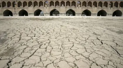 نسل زد و خشکی زاینده رود
