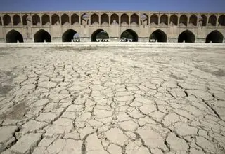 نسل زد و خشکی زاینده رود