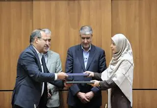 تفاهم‌نامه تاسیس مرکز تحقیقات سلامت هسته‌ای ایران‌زمین امضا شد