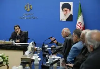 برگزاری نشست وزیر صمت با فعالان صنفی؛ شناسایی موانع واقعی تولید و تجارت