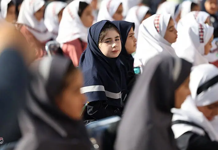 کاهش سن ورود به مدارس، در ترازوی نقد